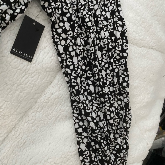 Eloquii Tiered Easy Dress Ruffle Yoke in size 24 - Picture 4 of 4